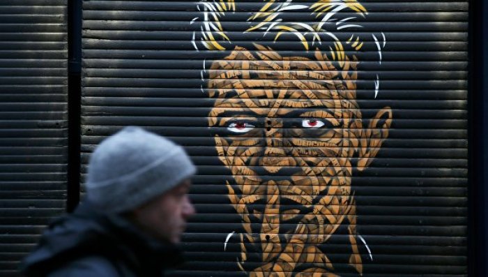 Қўшиқчи Дэвид Боуининг кўмилган жойи оммадан пинҳон тутилди