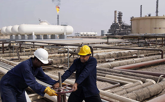 Нефть қазиб олишни камайтириш бўйича етакчи мамлакат номи эълон қилинди