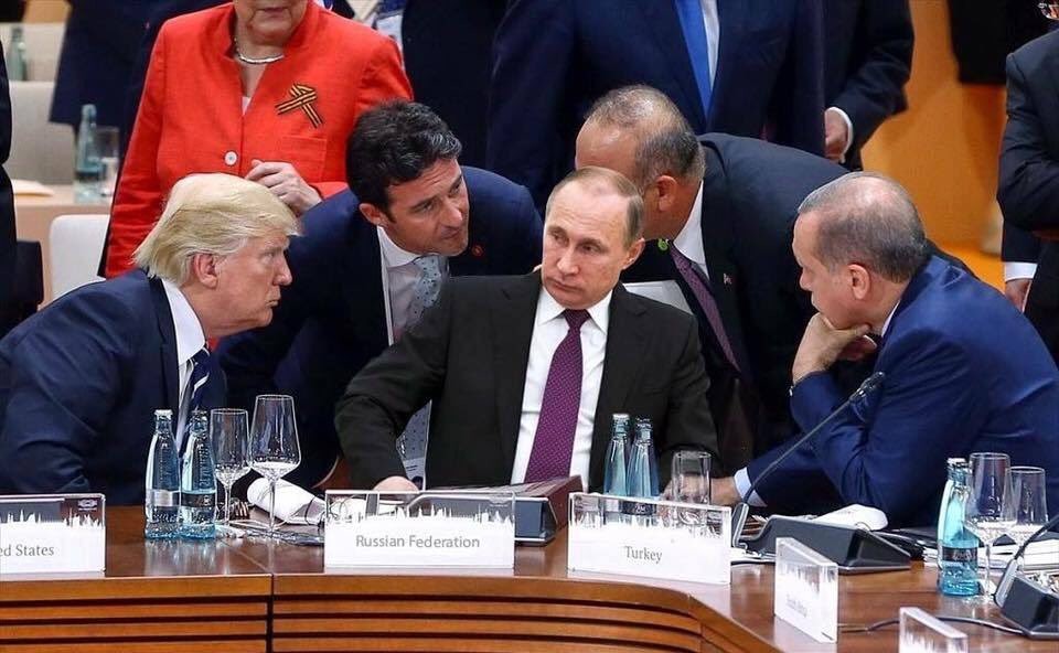 Фейк: Путин Трамп ва Эрдўған даврасида