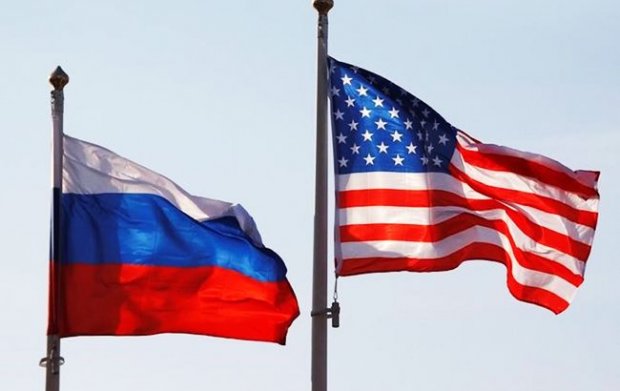 Россия ёки АҚШ: Ўзбекистон ким билан ҳамкорлик қилгани маъқул?