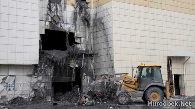 64 киши ёниб кетган савдо марказини бузиш бошланди