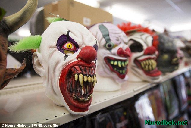 АҚШда савдодан масхарабоз ниқоблари олина бошланди